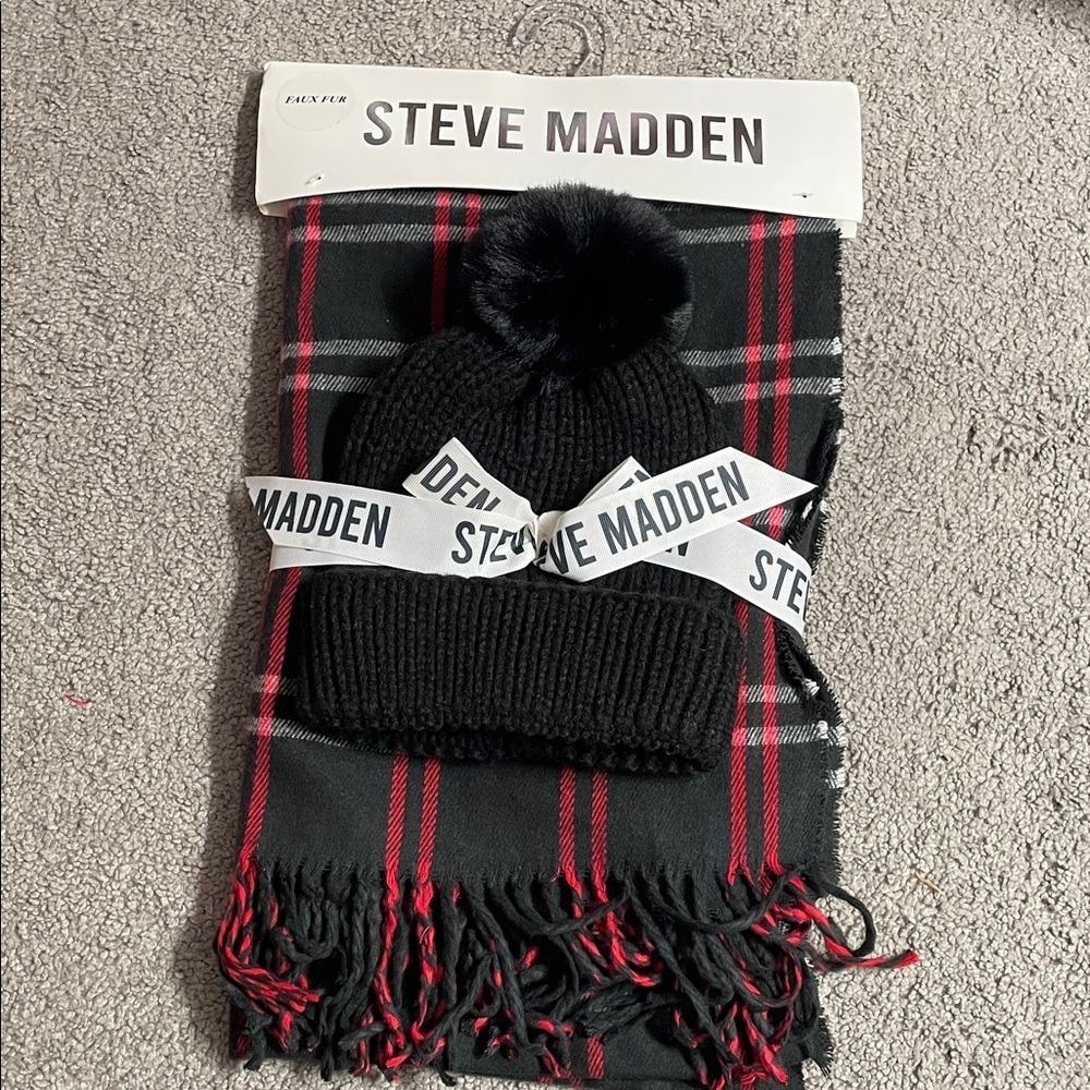 Steve Madden Black and Red Checkered Scarf with Beanie NWT